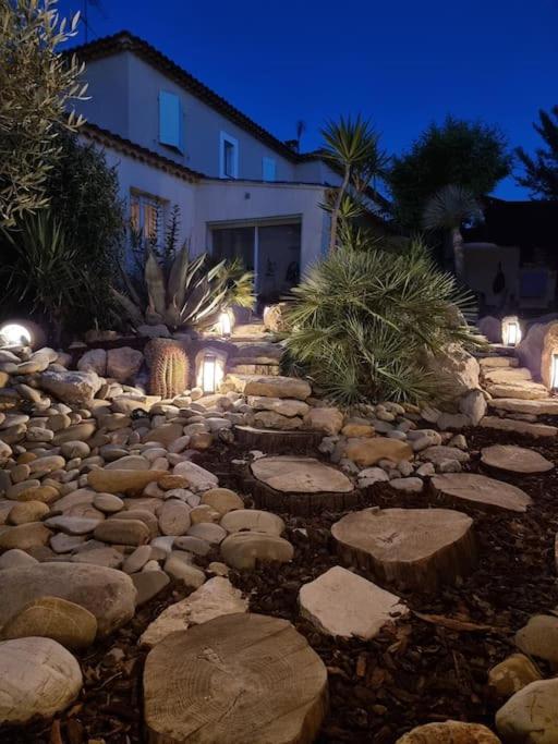 Oasis Au Pays De Cezanne Villa